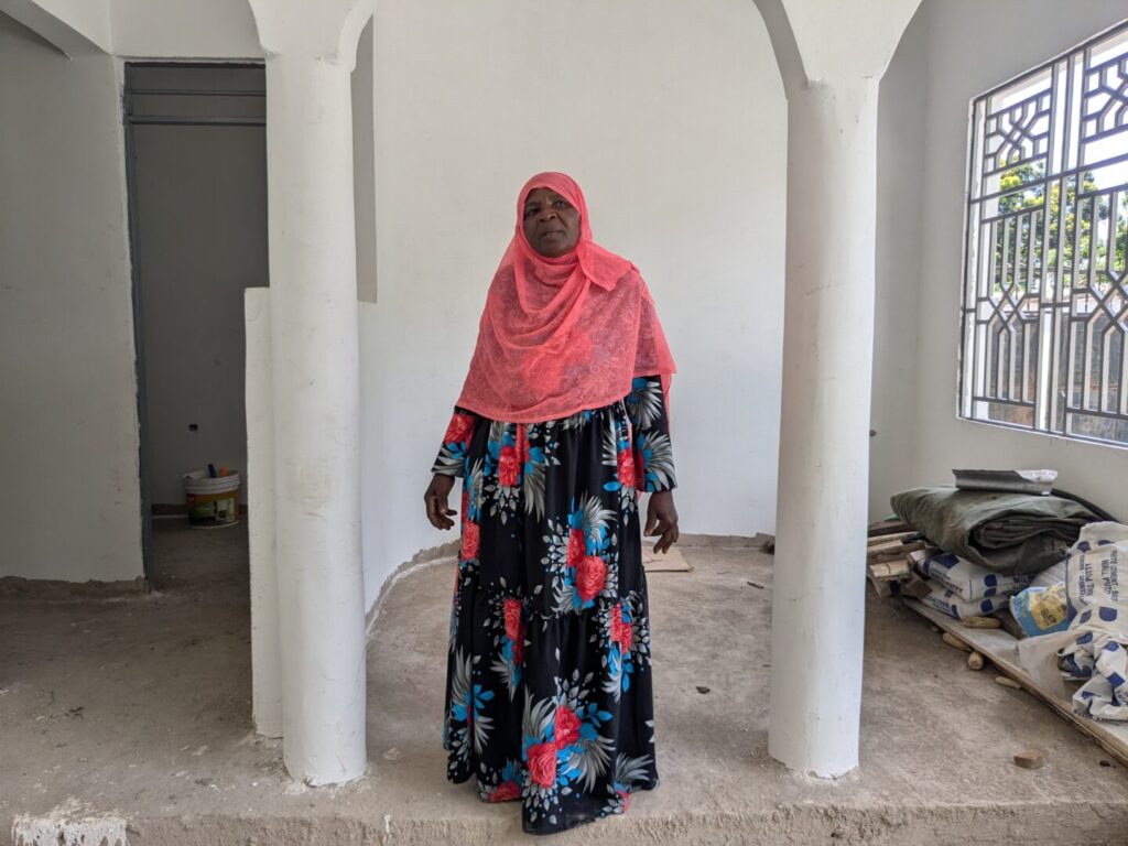 Shamsa in her new house